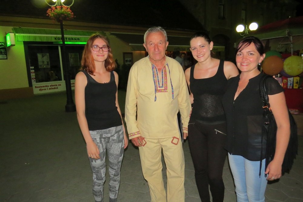 Content photo