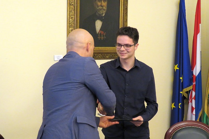 Content photo
