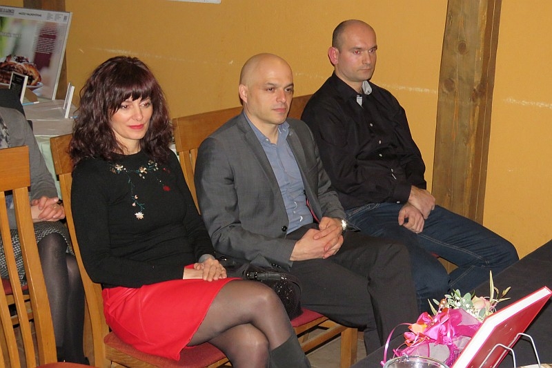 Content photo