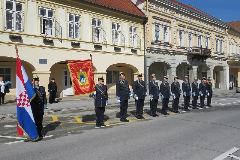 Content photo