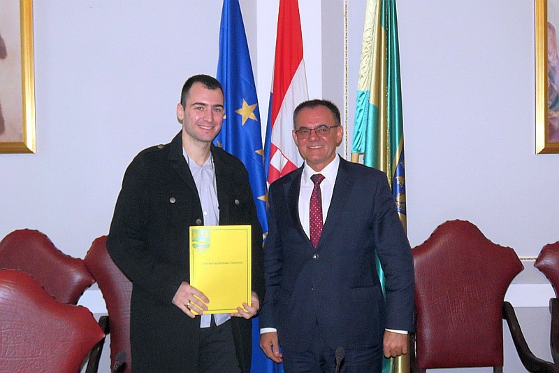 Content photo